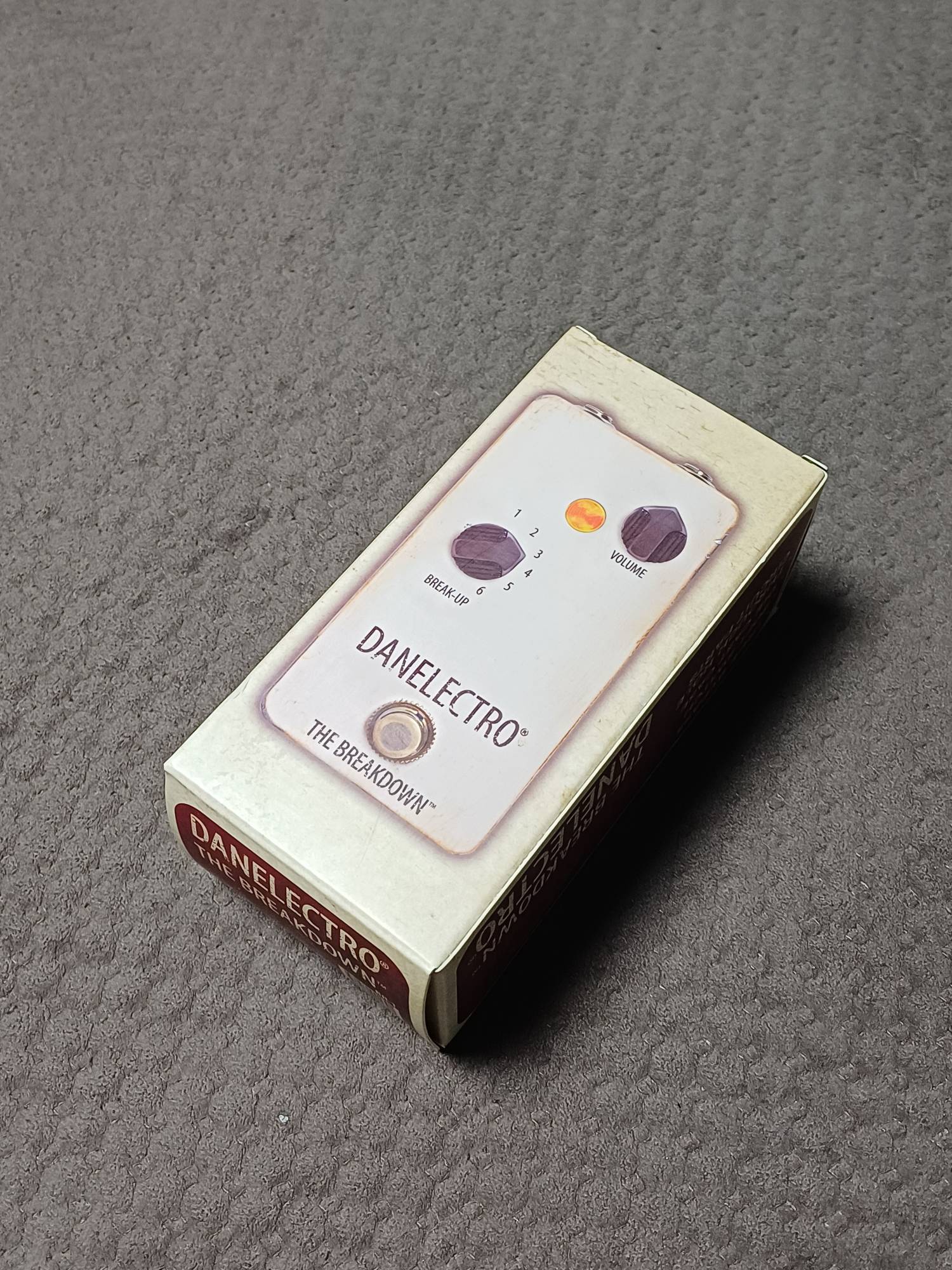 Danelectro-The Breakdown-4