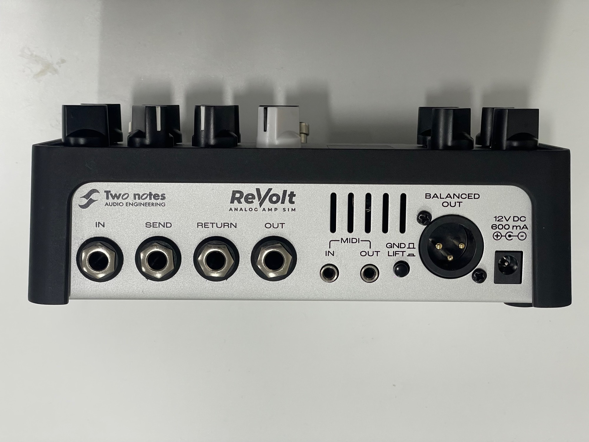 Two Notes-ReVolt-2