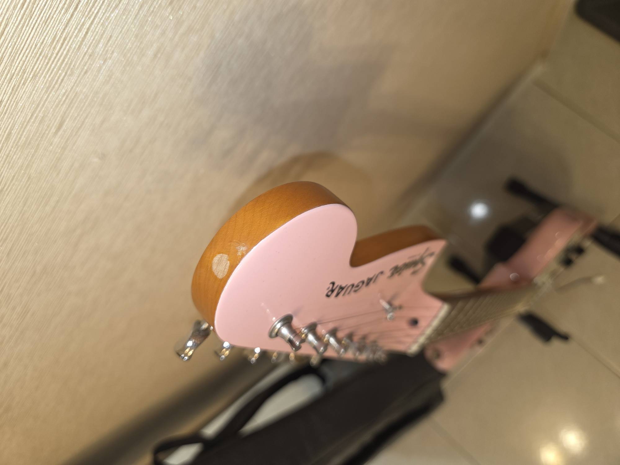 Squier-Classic Vibe Jaguar-2