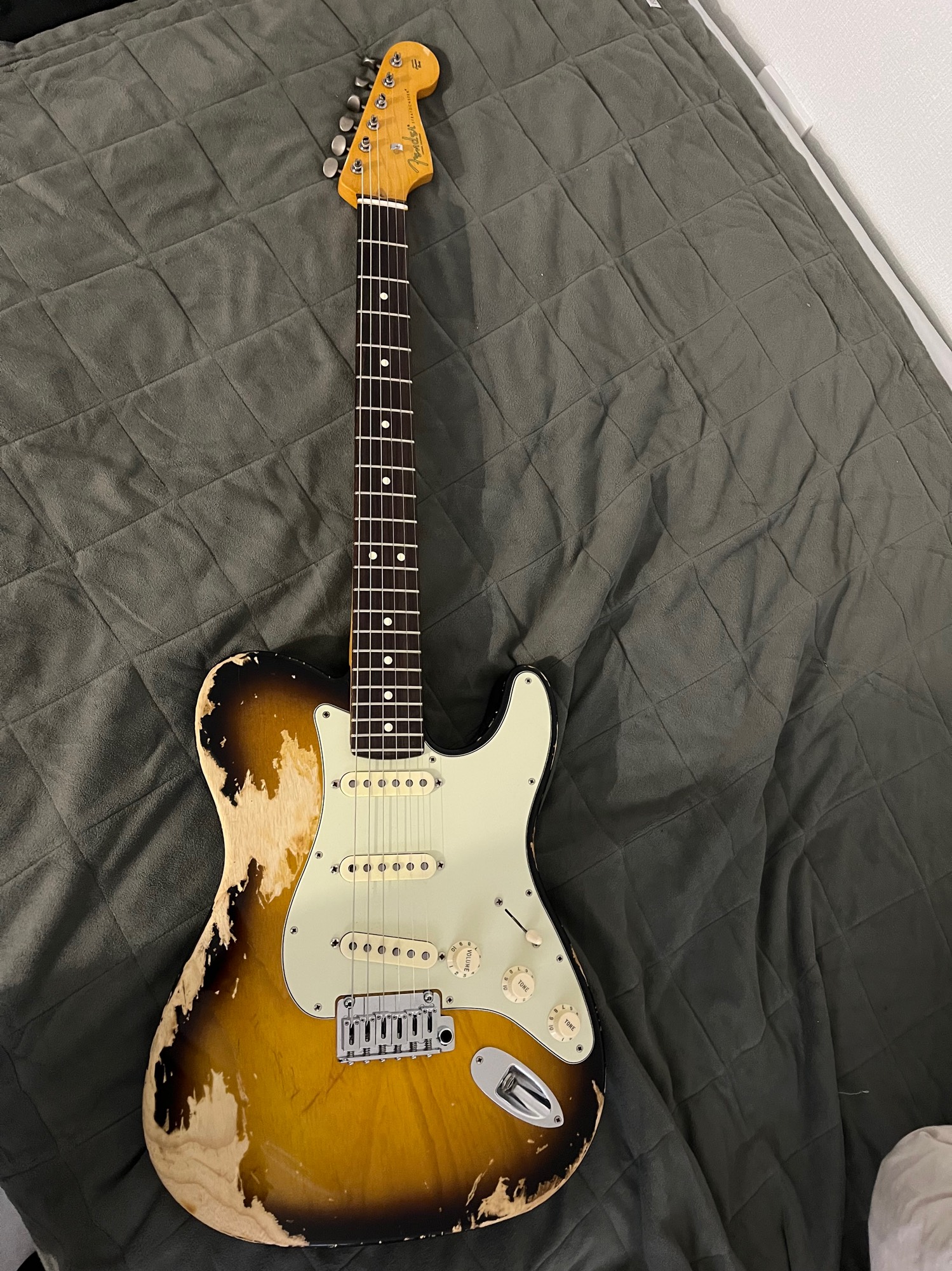 Fender--2