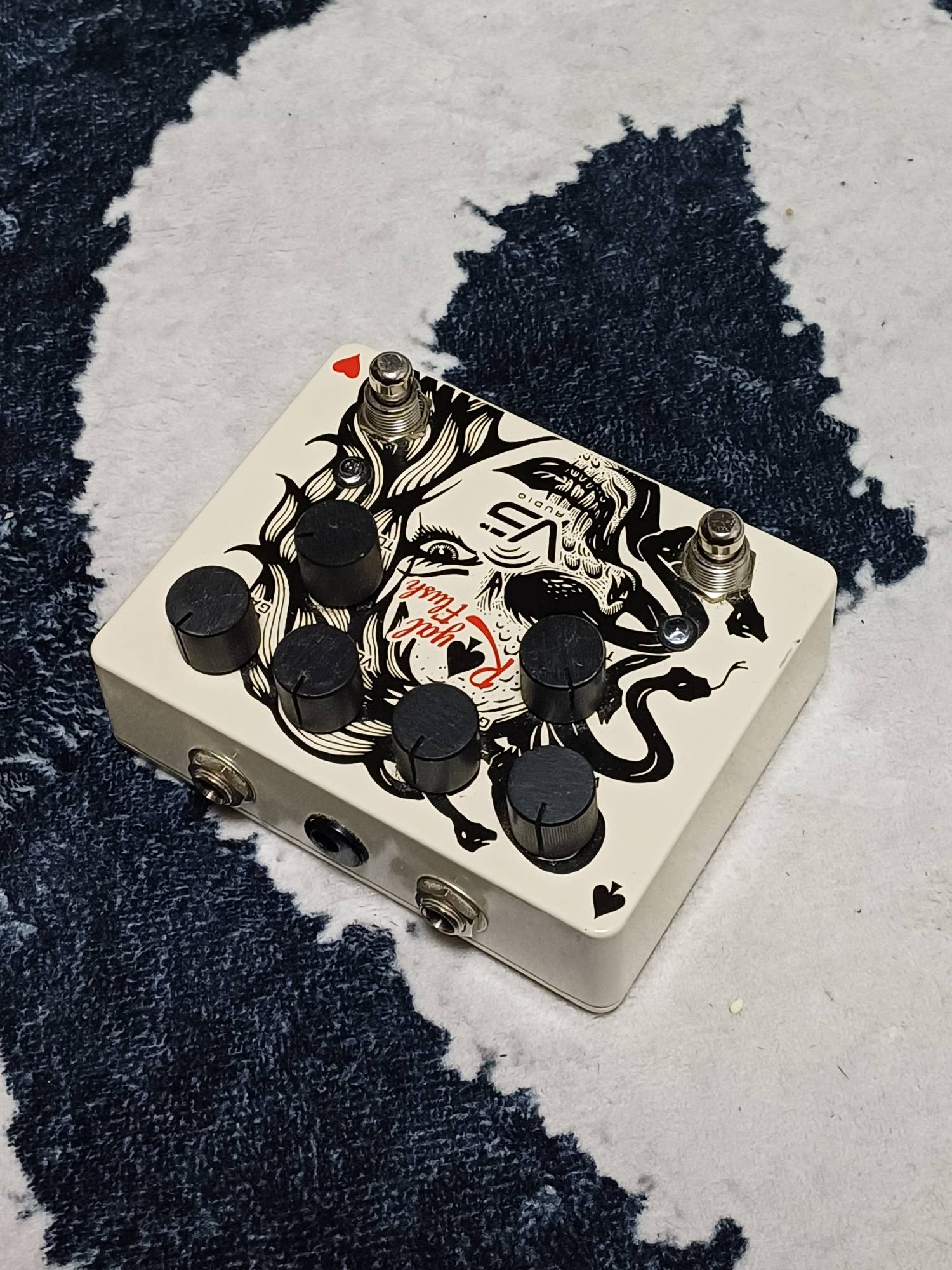 VS Audio-Royal Flush-2